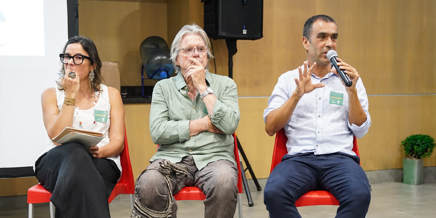 María Teresa Quispe, Martín von Hildebrand y Daniel Cadena compartieron sus perspectivas sobre la Amazonía.