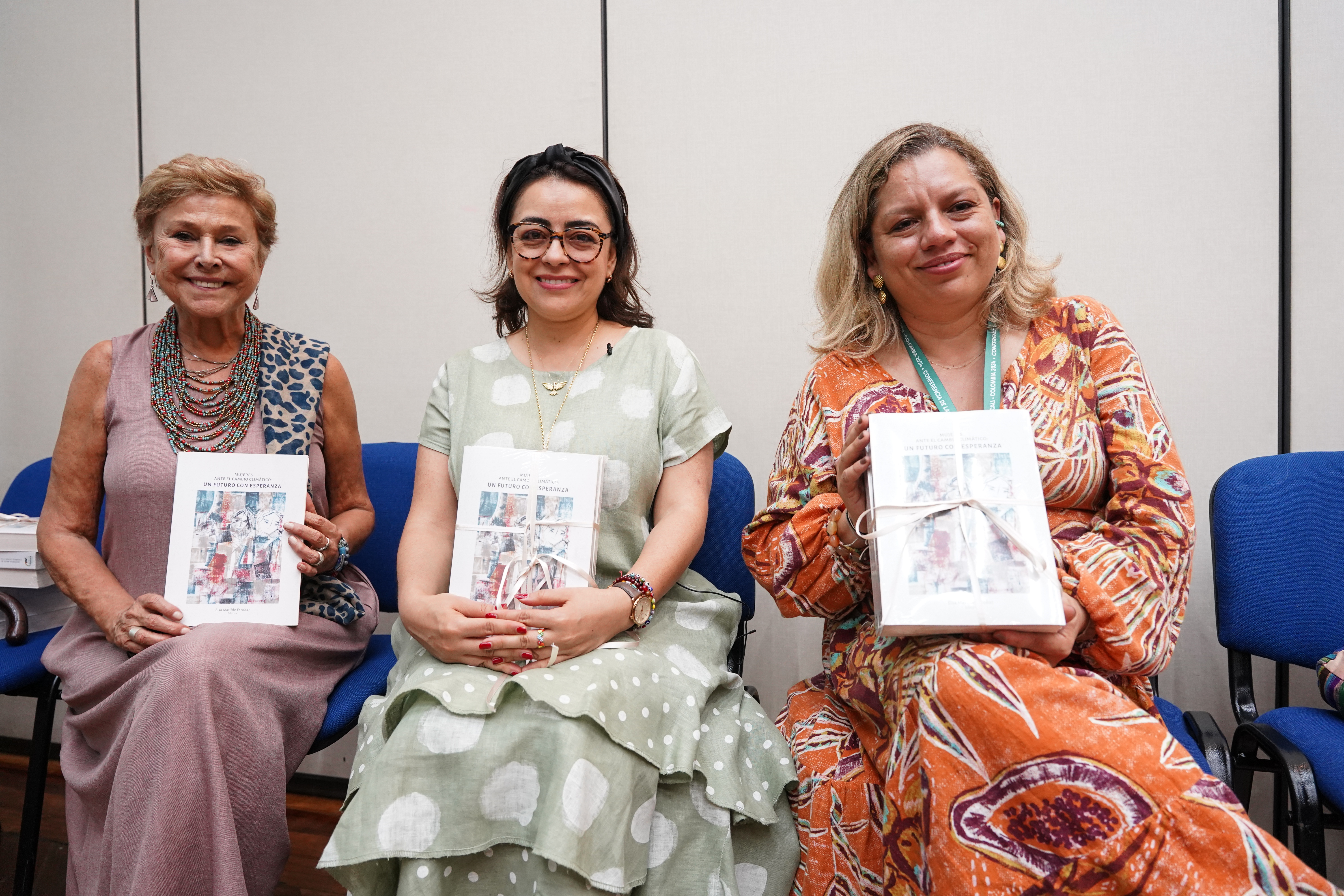 Lanzamiento libro Futuro con Esperanza