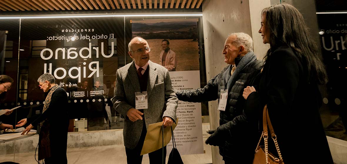 Al evento, realizado en el Centro del Japón, acudieron 25 egresados de varias facultades