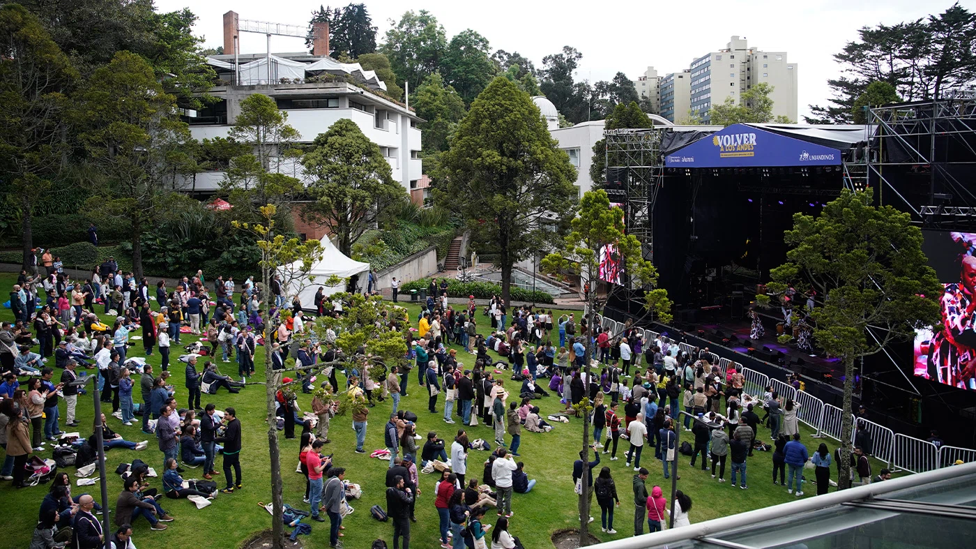 Los premios se entregaron en la tarima principal del evento de Volver a los Andes.