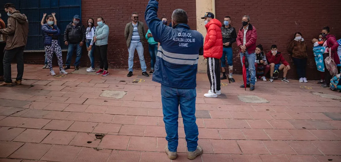 Brigadista organizando la jornada