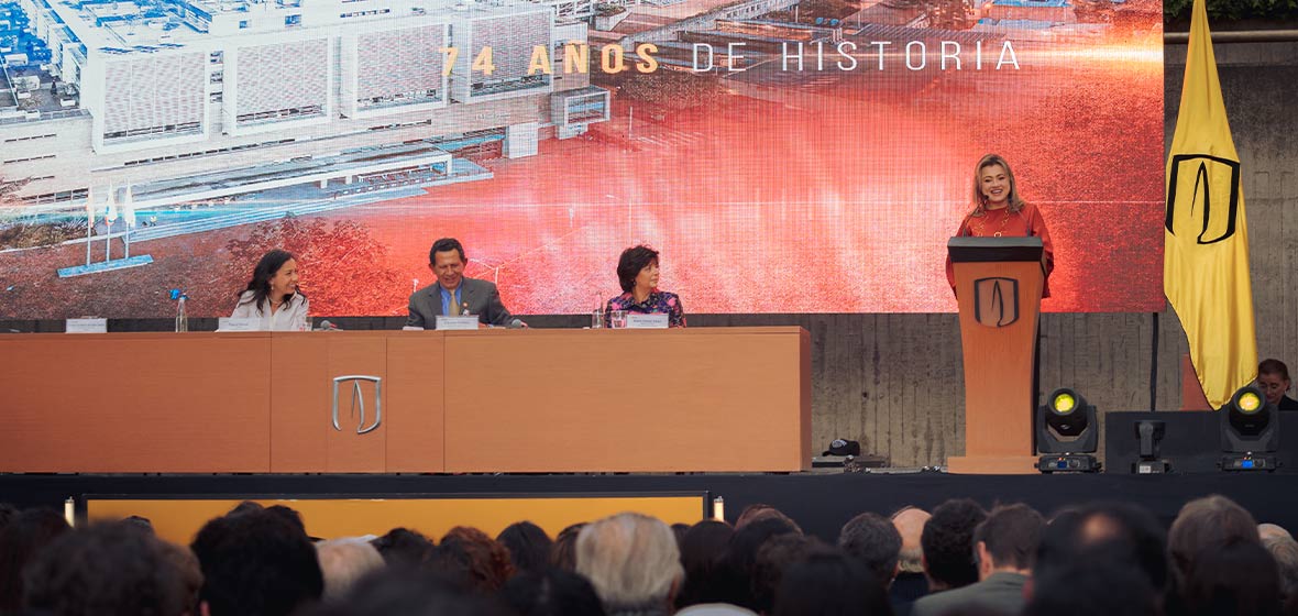 Posesión de Raquel Bernal como rectora de la Universidad de los Andes