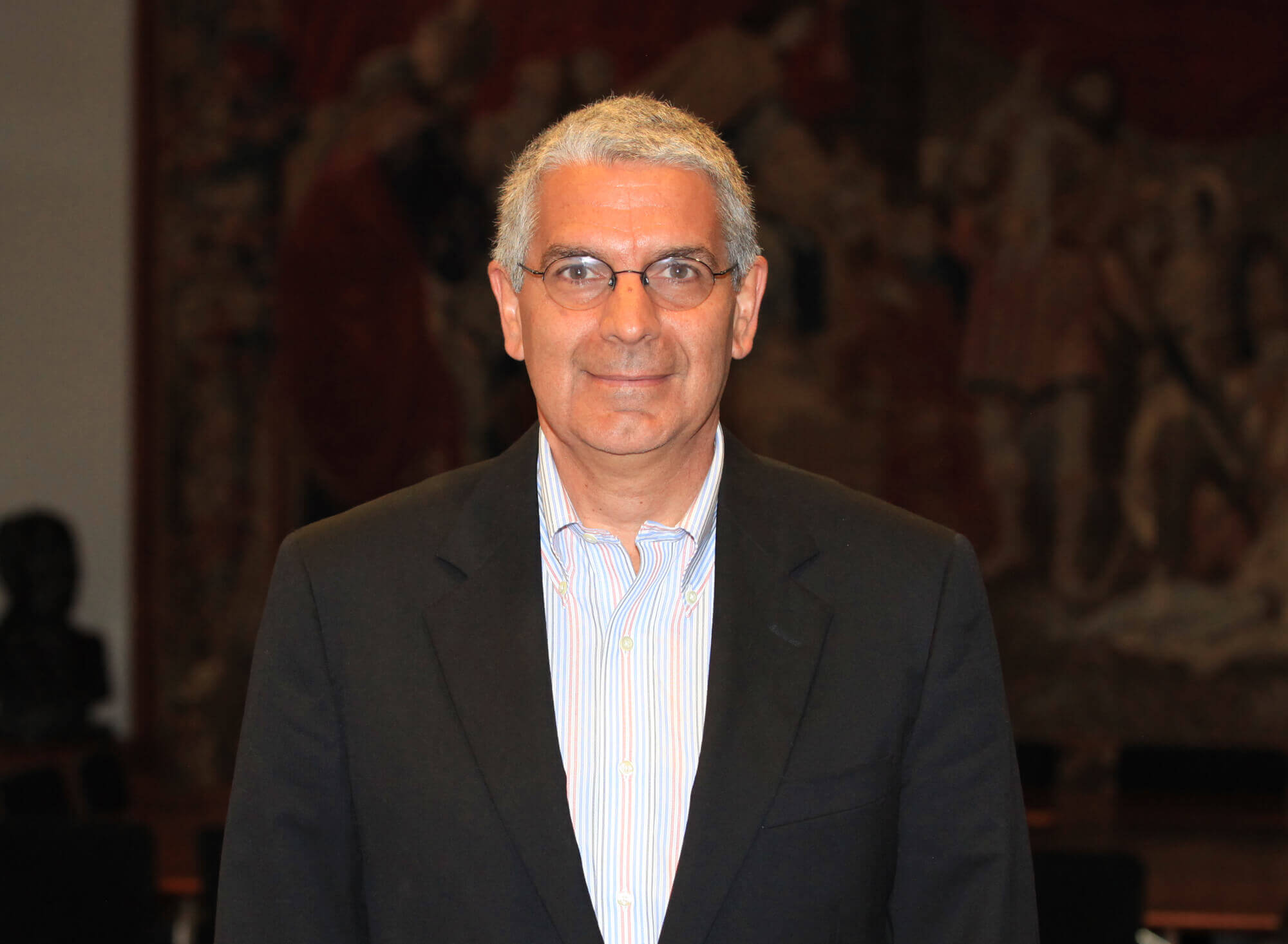 Mauricio Sanz de Santamaria, nuevo vicerrector de Desarrollo y Egresados