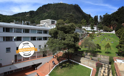 Imagen aérea del campus de la Universidad de los Andes. 