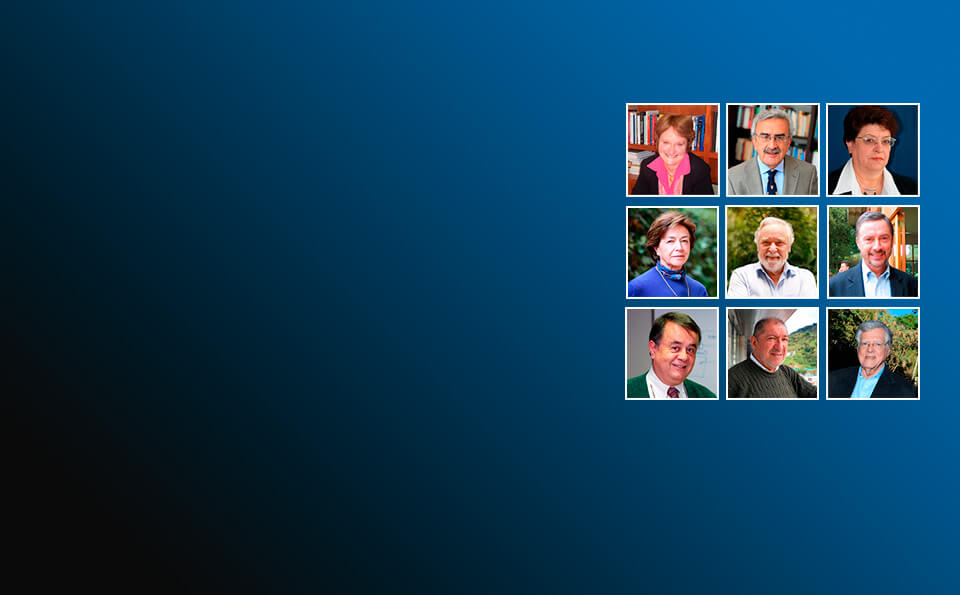 foto de nueve profesores de Los Andes que fueron reconocidos como investigadores emeritos
