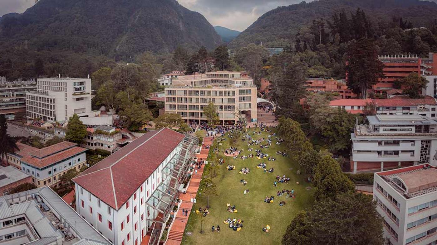 prado del bobo tomada desde dron 