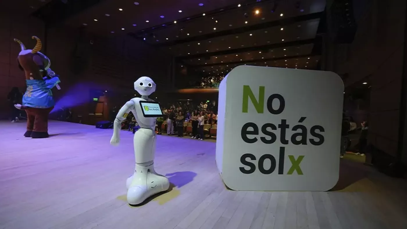 “Desde este momento ustedes son uniandinos”, dijo Nova en el auditorio del ML