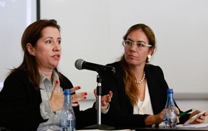 Paula Gaviria, Consejera Presidencial para los Derechos Humanos de Colombia y Angelika Rettberg, directora de la Maestría en Construcción de Paz, de la Universidad de los Andes.